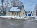 One-and-a-half-storey house for sale (Centre-du-Québec) #QK135