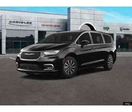 2023 Chrysler Pacifica Hybrid Touring L is a Black 2023 Chrysler Pacifica Hybrid in Superior WI