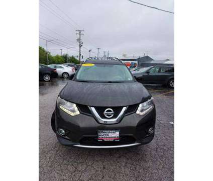 2015 Nissan Rogue for sale is a Green 2015 Nissan Rogue Car for Sale in South Chicago Heights IL
