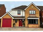 4 bedroom detached house for sale in Ascot Drive, Tamworth, B77
