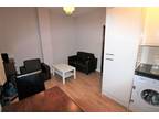 2 bed flat to rent in Blackstock Road, N4, London