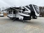 2024 Jayco Seismic 395