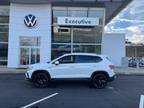 2024 Volkswagen White, new