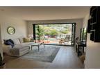 Rental listing in Silverlake, Metro Los Angeles. Contact the landlord or