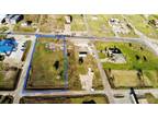 5101 S Gulfway Dr, Sabine Pass, TX 77655