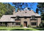 8 Valley Road, Locust Valley, NY 11560