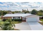 40 Starboard Way, Tequesta, FL 33469