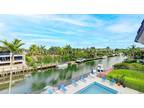 6815 Edgewater Dr #305, Coral Gables, FL 33133