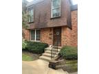 Condo For Sale In Chesterfield, Missouri