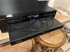 Sony CDP-C211-Compact Disc-5 Disc-CD-Player. NO REMOTE