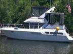 1998 Carver 325 Aft Cabin