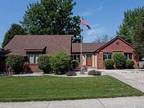 721 Harvest Ln, Crown Point, in 46307