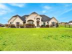 208 Columbia Ct, Springtown, TX 76082