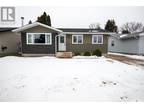 528 East Place, Saskatoon, SK, S7J 2Y8 - house for sale Listing ID SK958267