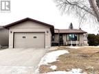 212 Bole Cres E, Wynyard, SK S0A 4T0 MLS# SK958693