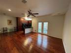 228 Snover St, Houston, TX 77007