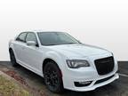 2023 Chrysler 300 Touring L