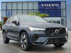 2024 Volvo XC60 Recharge T8 Plus Dark Theme