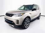 2024 Land Rover Discovery P300 Dynamic SE