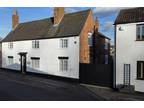 4 bedroom detached house for sale in Turn Street, Syston, Leicestershire