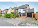 4 bedroom detached house for sale in Prince Of Wales Road, Caister-On-Sea, NR30