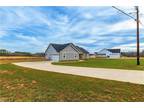 4910 NC HIGHWAY 135, Stoneville, NC 27048 Single Family Residence For Sale MLS#