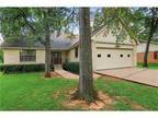 924 Kiowa Dr W, LAKE KIOWA, TX 76240