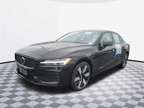 2024 Volvo S60 Recharge Plug-In Hybrid T8 Plus Dark Theme