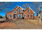 4221 Willow Oak Dr, Gainesville, GA 30506