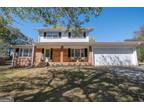 140 Holly Ln, Athens, GA 30606