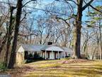 854 Hickory Ridge Dr, Jackson, GA 30233