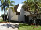 7231 W Country Club Dr N #132, Sarasota, FL 34243