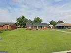 710 Flamingo Dr, Camilla, GA 31730