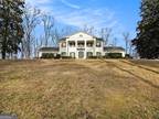 688 Cleveland, Bogart, GA 30622