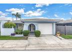 10425 Larchmont Pl N, Pinellas Park, FL 33782