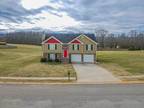 8257 Mountain Glen Dr, Clermont, GA 30527