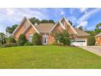 5088 Woodfall Dr SW, Lilburn, GA 30047