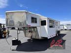 2006 Circle J 3 Horse Trailer with Living Quarters 3 horses