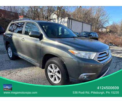 2013 Toyota Highlander for sale is a Green 2013 Toyota Highlander Car for Sale in Irwin PA