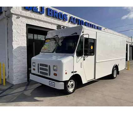2014 Ford E350 Super Duty **14 FT STEP VAN** *40 GAL TANK* for sale is a White 2014 Ford E350 Super Duty Van in Pacoima CA