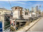 House boat for sale in Turnberry Quay, London, E14 (Ref 210118)