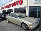 2007 Jaguar XJ-Series Vanden Plas Champagne,