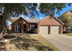 1604 Knoll Ridge Cir, Corinth, TX 76210