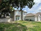 923 Felicia Ln, Arlington, TX 76017