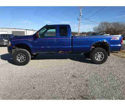 2003 Ford F-250SD XLT is a Blue 2003 Ford F-250 XLT Truck in Vandalia IL