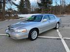 Used 2003 LINCOLN TOWN CAR For Sale