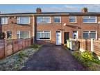 Blue Hill Crescent, Leeds, West Yorkshire 3 bed terraced house for sale -