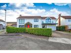 4 bedroom detached house for sale in Whitcliffe Drive, Penarth, CF64
