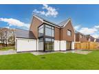 4 bedroom detached house for sale in Moor Common, Lane End, Nr Marlow, HP14