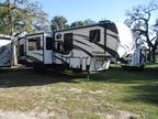 2015 Keystone Fuzion 371